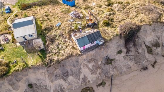 فرسایش ساحلی همسبی